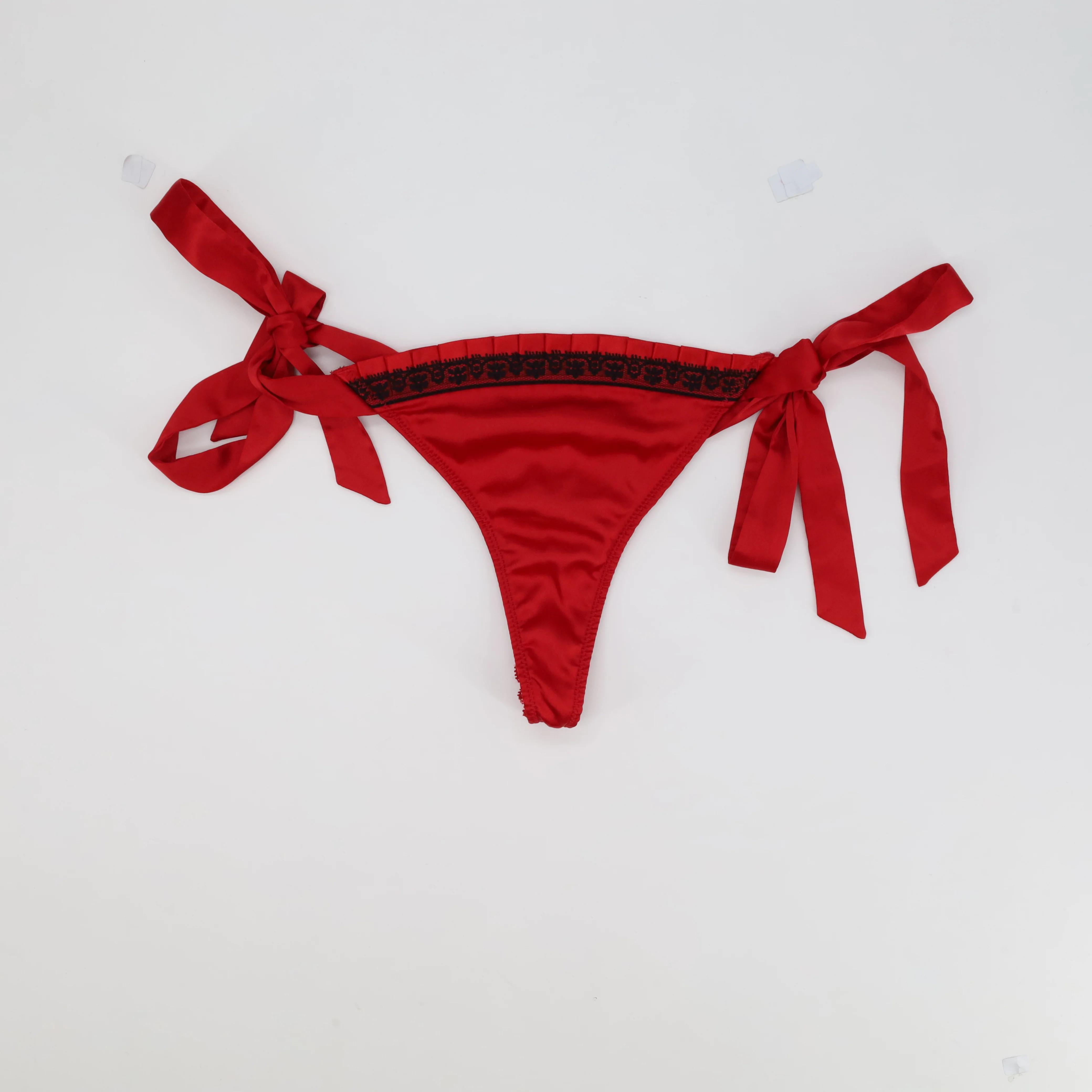 String Rouge