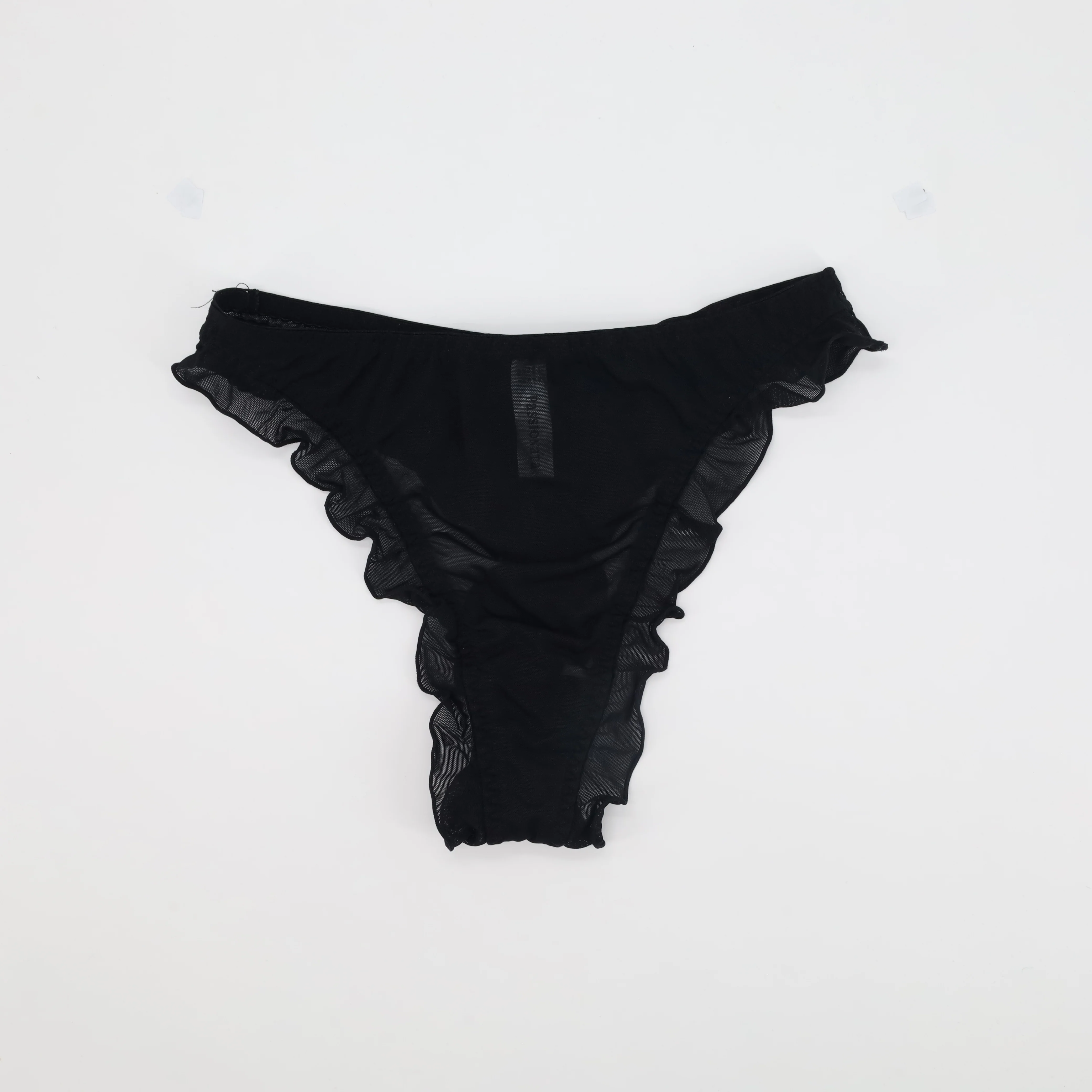 String Passionata Noir