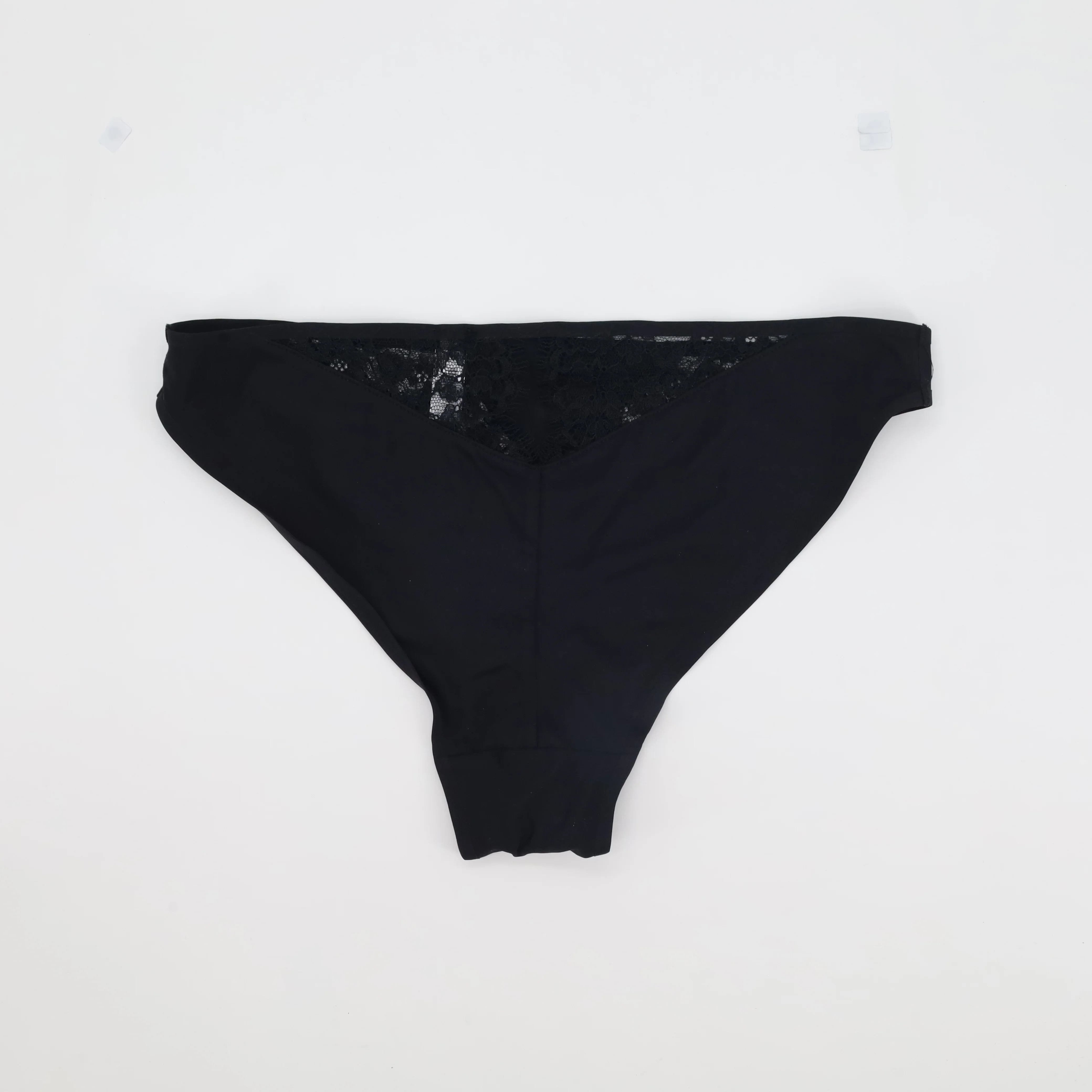 Shorty Rose Noir - Image 2