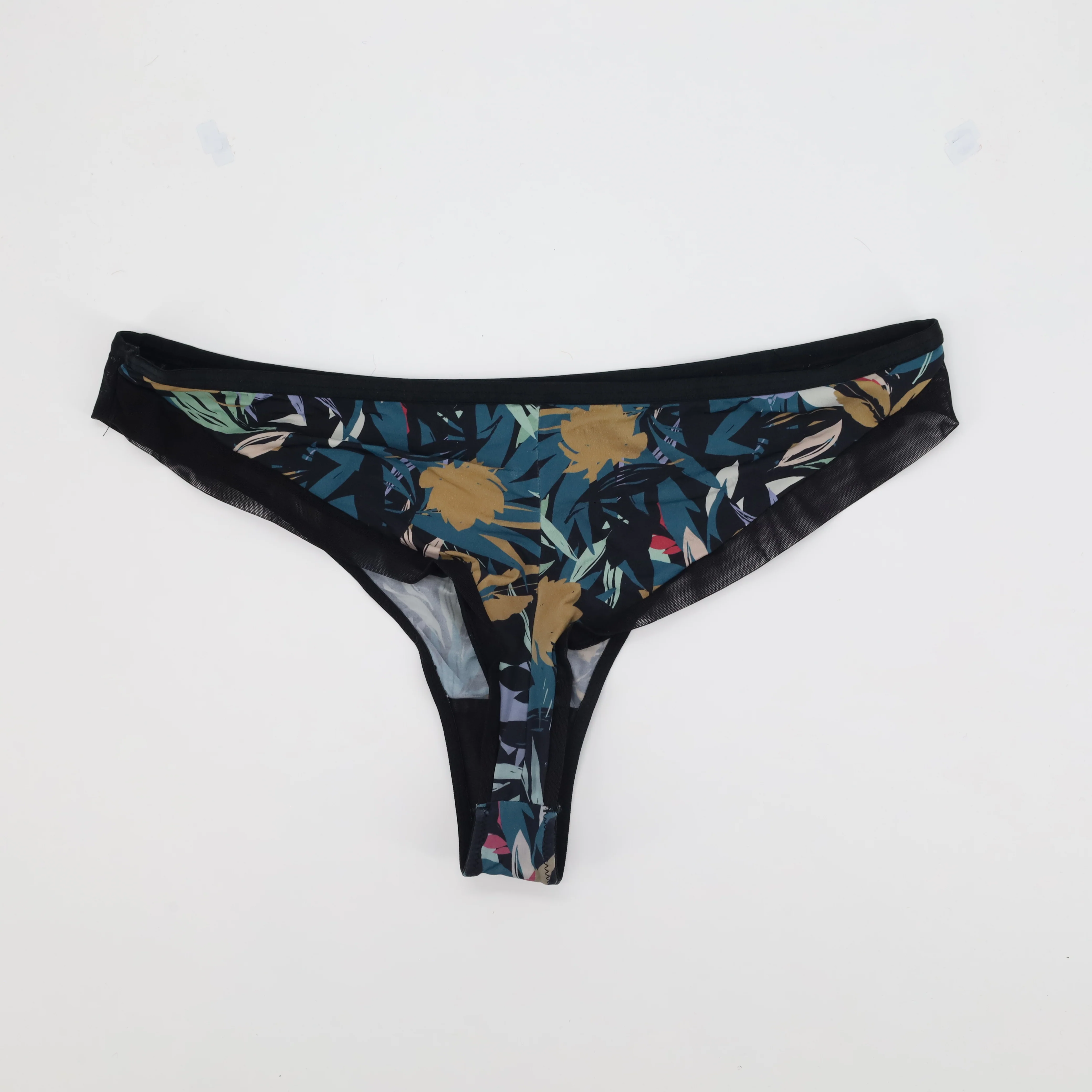Tanga RougeGorge Noir - Image 2