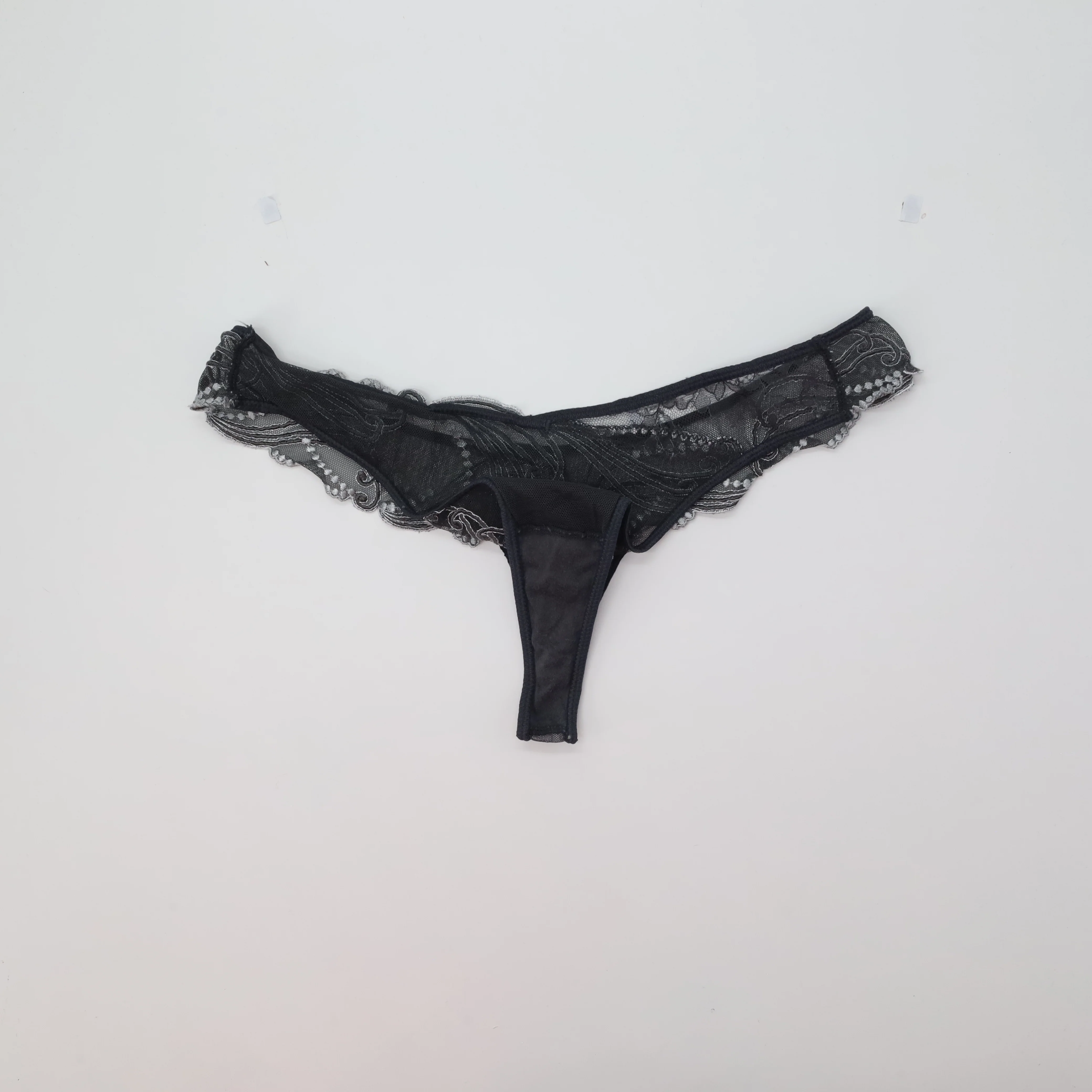 String Gris - Image 3