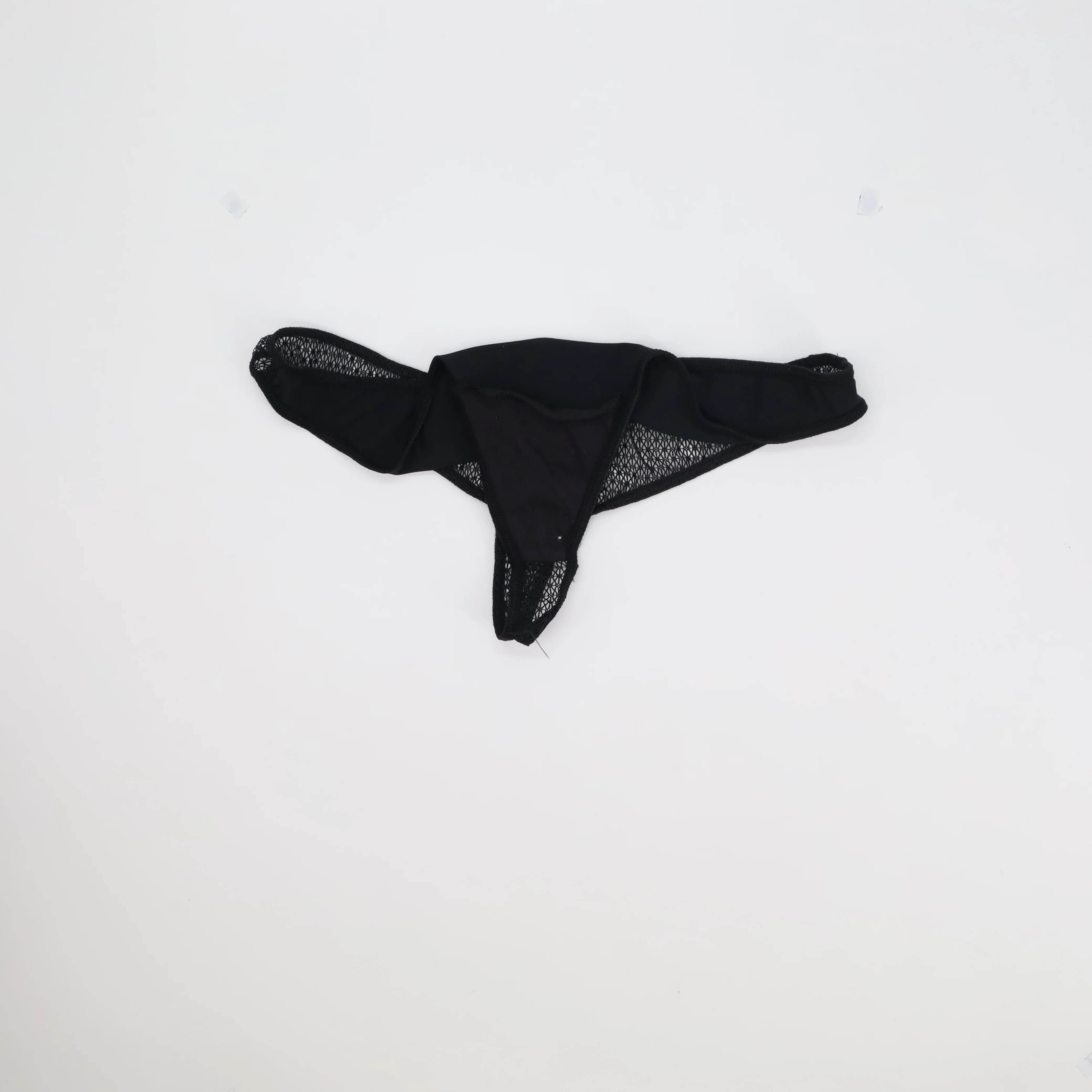 String Wonderbra Noir - Image 3