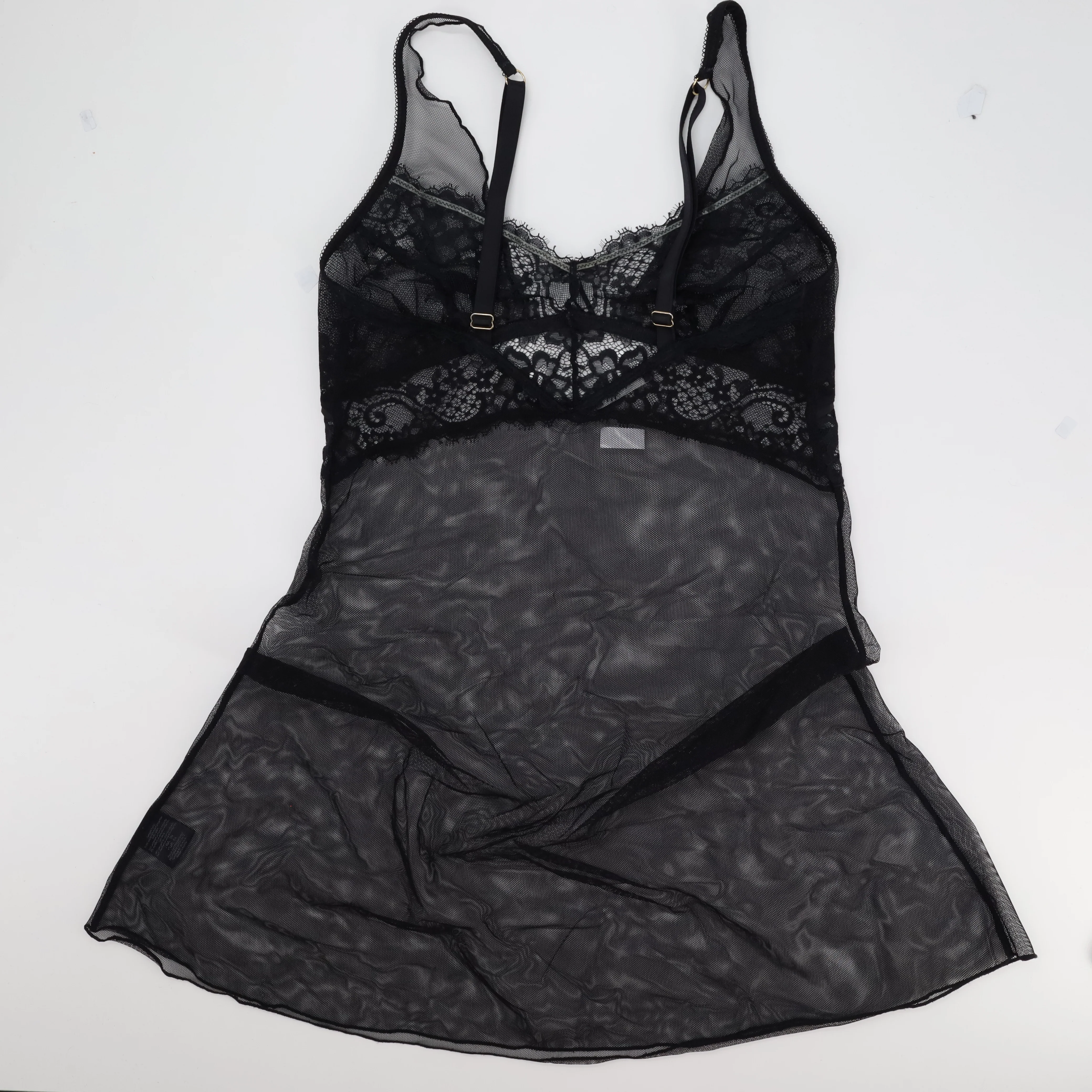 Nuisette RougeGorge Noir - Image 3