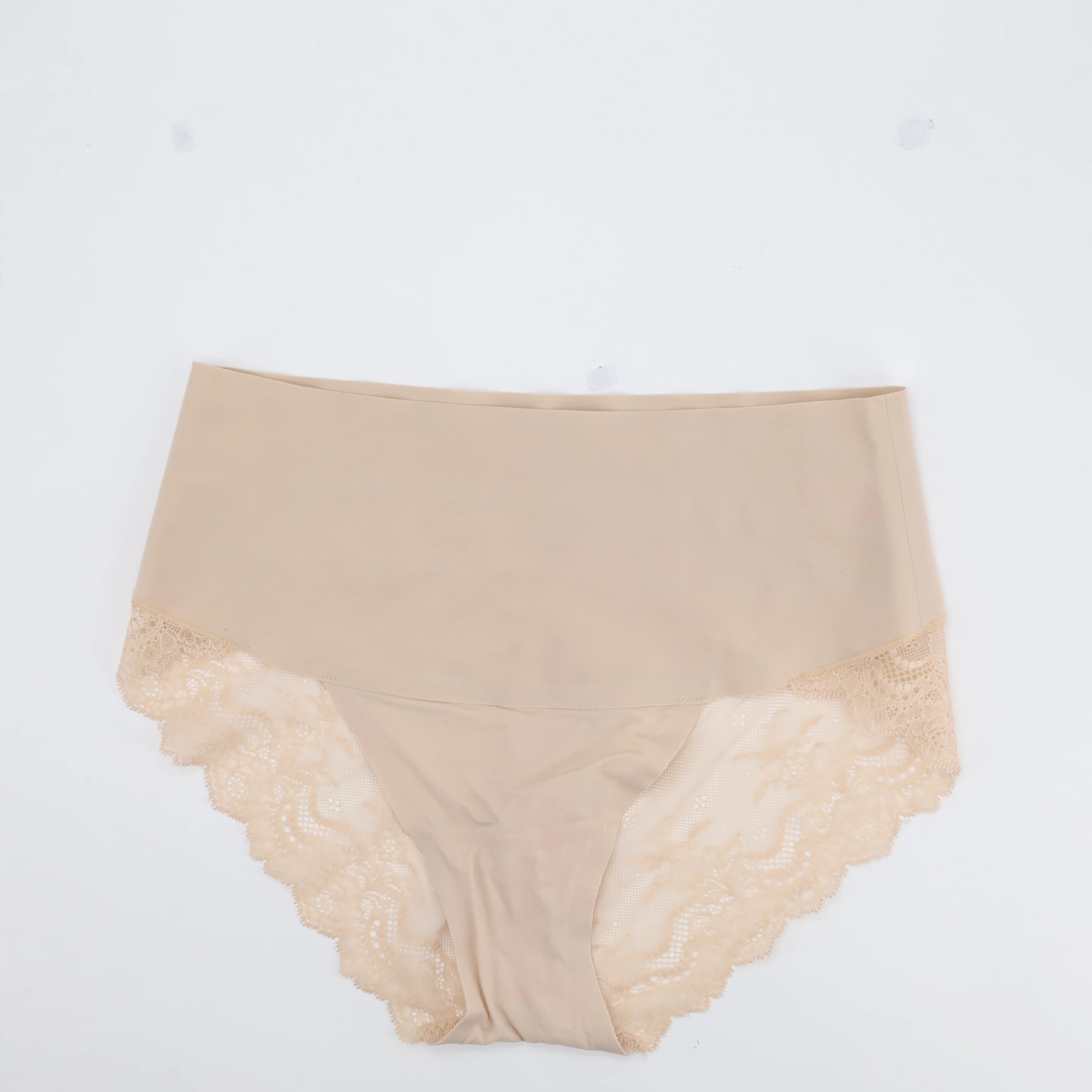 Culotte gainante Spanx Beige