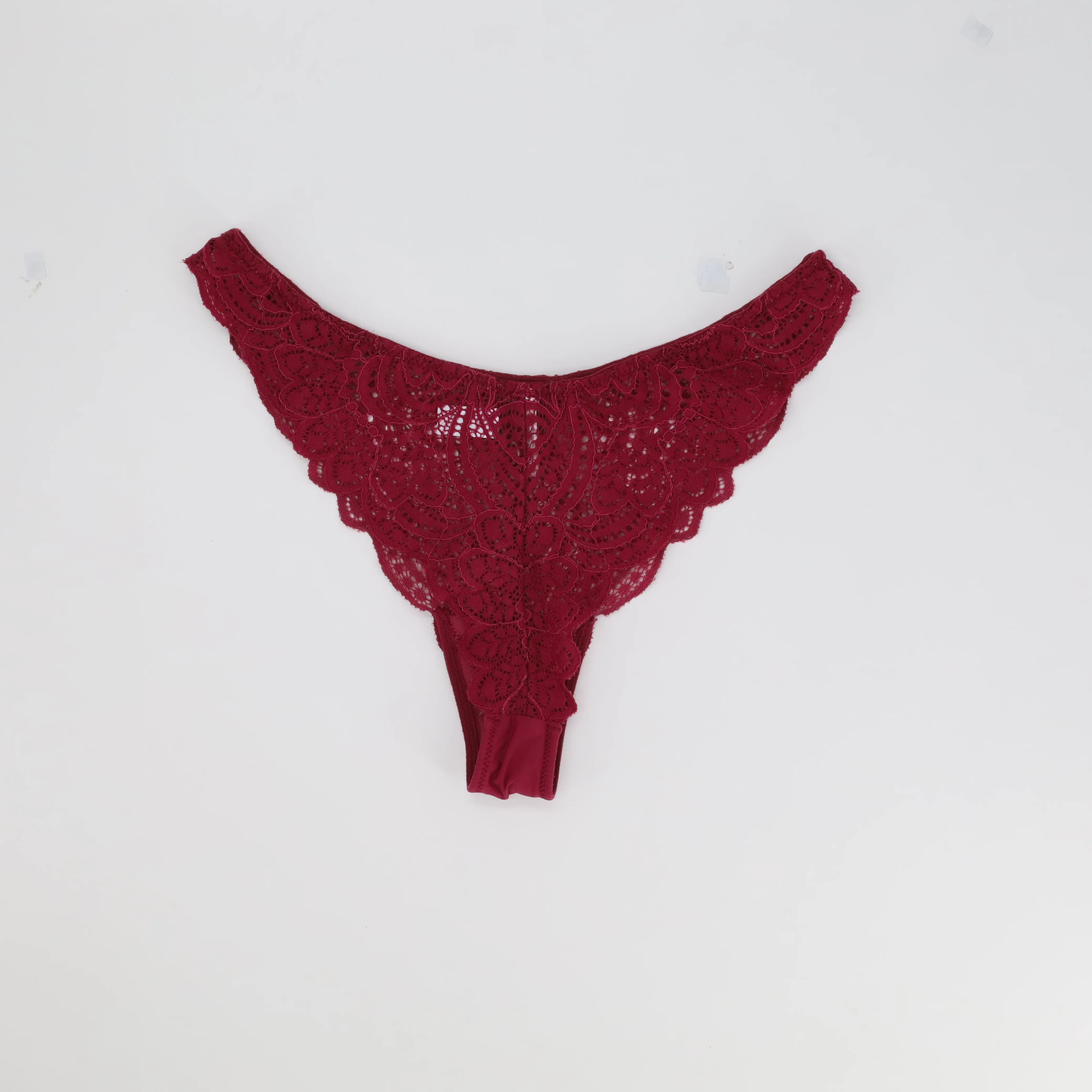 String RougeGorge Rouge - Image 2