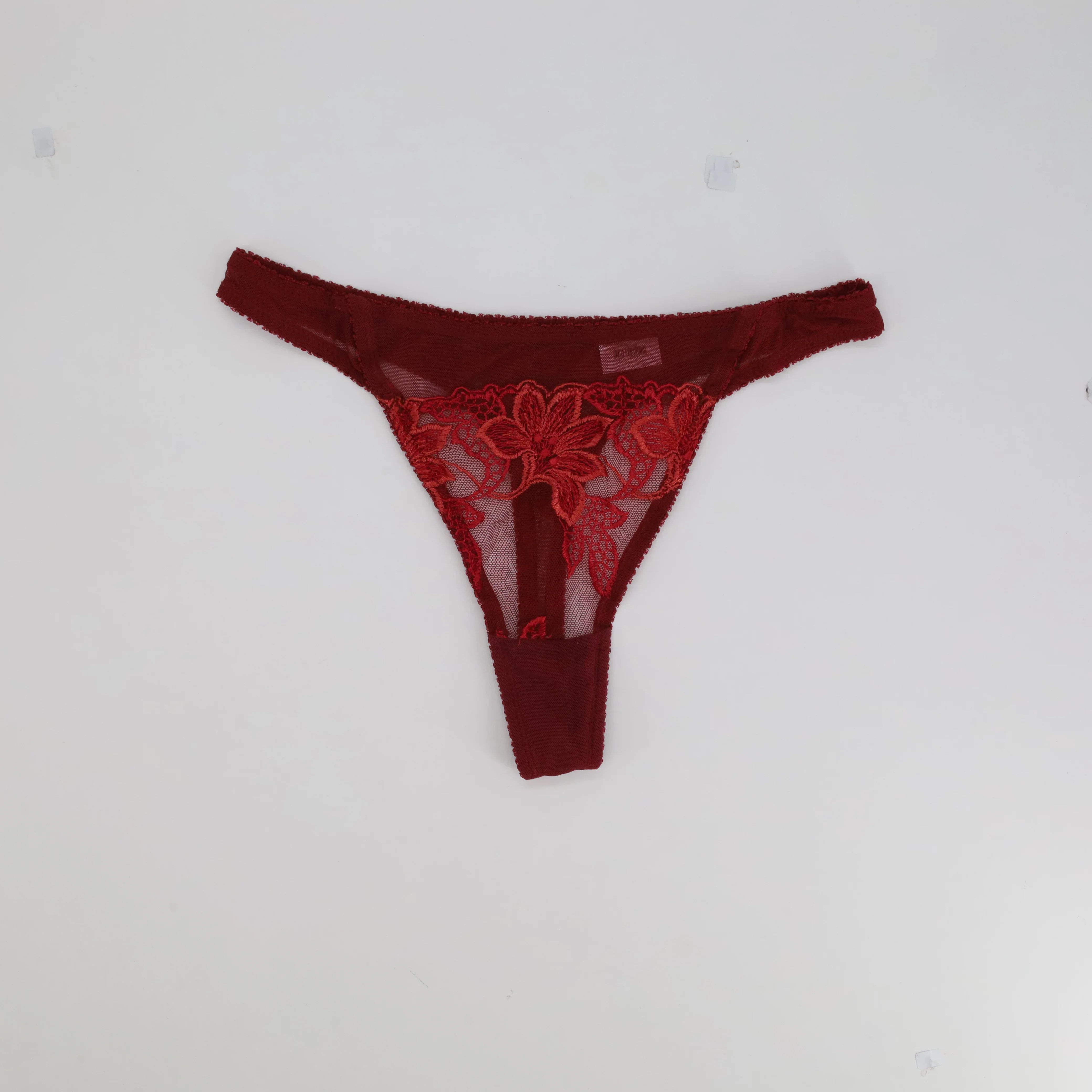 String Rouge