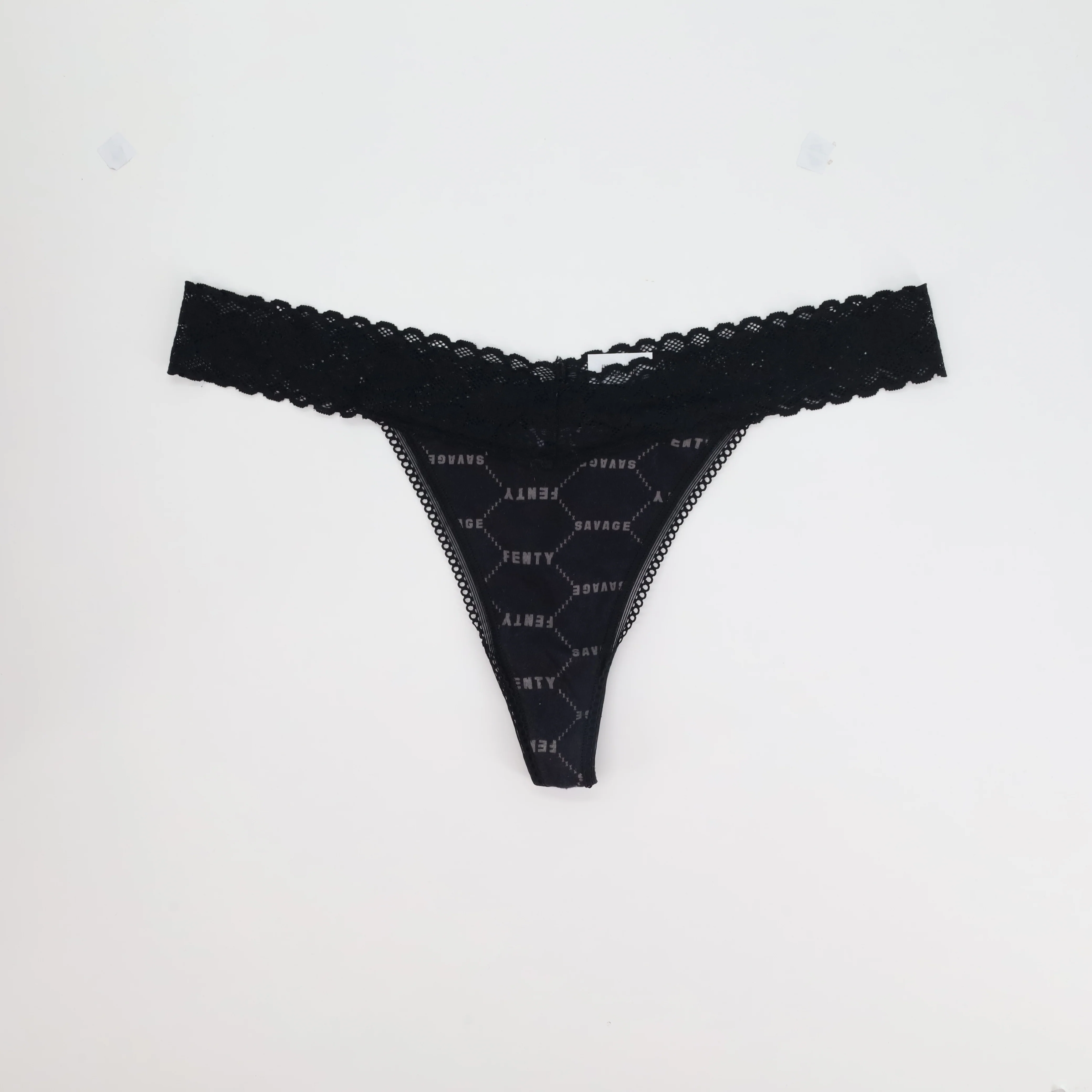 String Savage x Fenty Noir